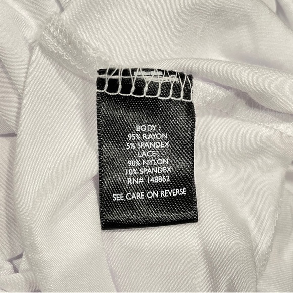 Torrid Super Soft Knits T-Shirt Dolman SS Sleeve White with Lace Size 2 = 2X - Picture 10 of 11